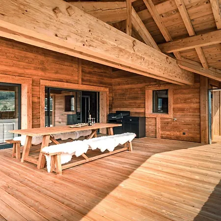 Luxury - 15 Personnes - Piscine & Sauna