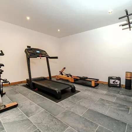 Luxury - 15 Personnes - Piscine & Sauna Chalet *