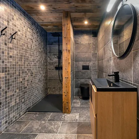 Luxury - 15 Personnes - Piscine & Sauna *